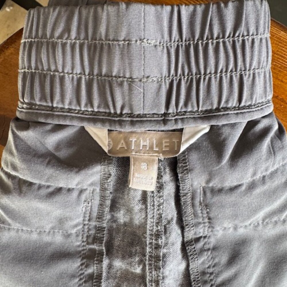 Athleta Beachside Bali Linen Shorts Womens Size 8 EUC Grey - Picture 6 of 8